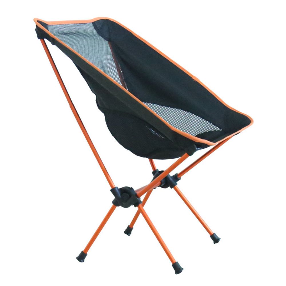 Chaise pliante orange pour camping avec structure robuste en aluminium, idéale pour un confort optimal.