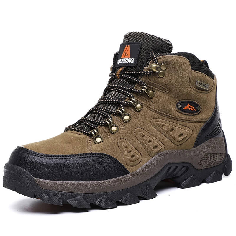 Chaussures montagne homme marron avec système de laçage ajustable et semelle intérieure en EVA pour un confort optimal et un amorti efficace lors des longues randonnées.

