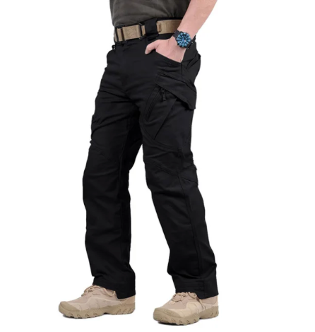 Pantalon de randonnée homme noir avec poches pratiques pour un rangement optimal lors de vos excursions