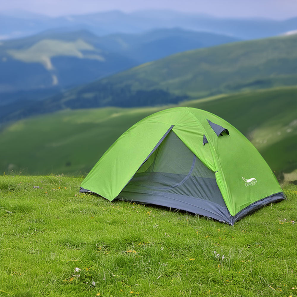 Tente de camping verte compacte et résistante, parfaite pour le camping en plein air.

